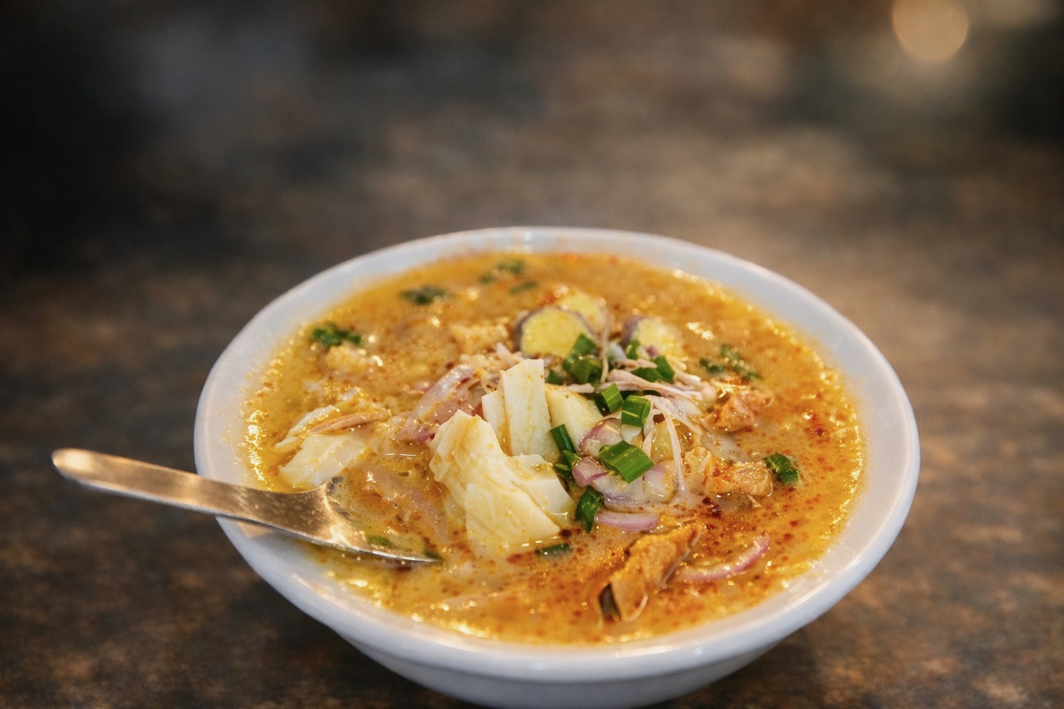 Egg Khawsa